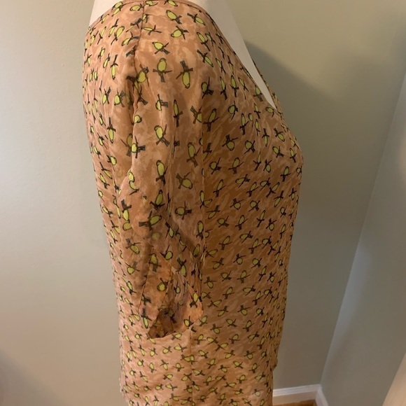 Charlotte Russe beige tunic with bird motif, size L - Picture 4 of 6